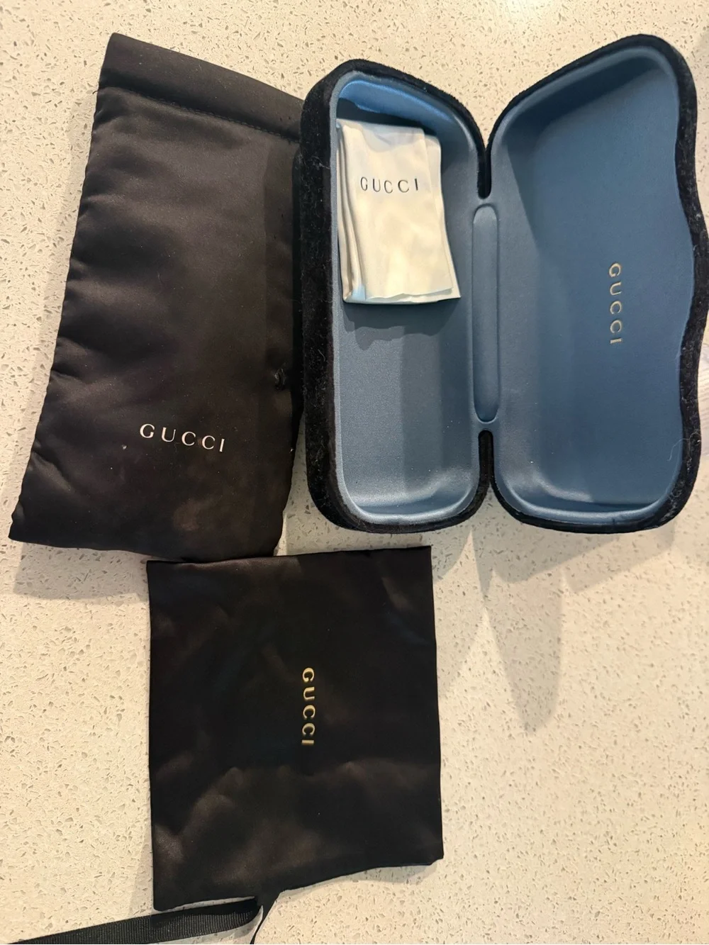 GUCCI Black Gradient Sunglasses with iconic Gucci stripes
